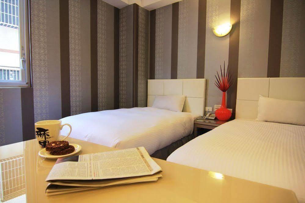 Just Enjoy Business Hotel Tchaj-nan Exteriér fotografie